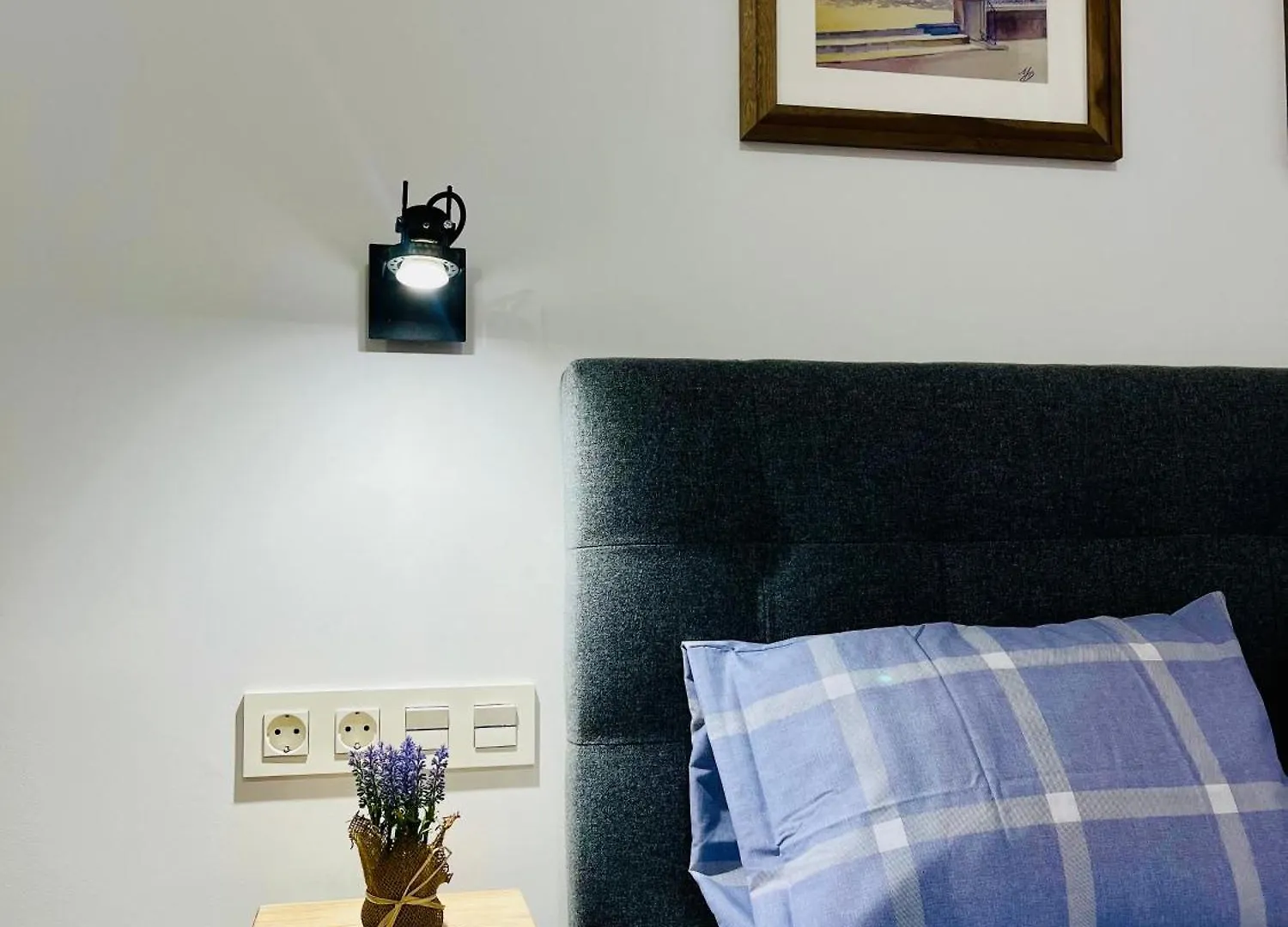 Malasana 51, New Art Apartment, Breakfast Included, Historic Center, Quite Neighborhood, Ml Malaga