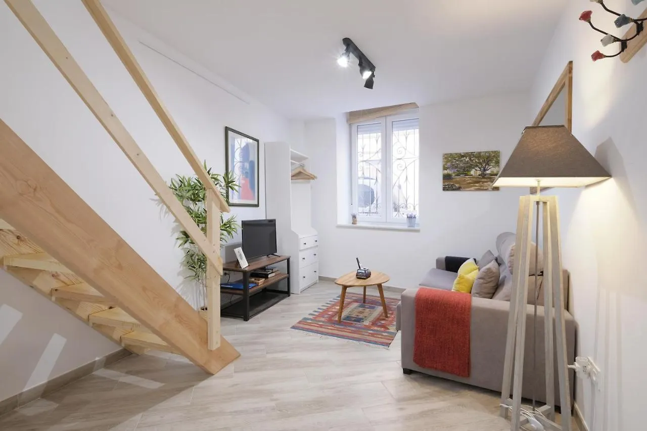 Apartament Malasana 51, New Art Apartment, Breakfast Included, Historic Center, Quite Neighborhood, Ml Malaga Hiszpania